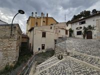 Detached house for sale in Castel del Monte (AQ)
