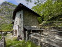 Country house / Farmhouse for sale in Campodolcino (SO)