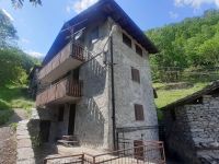 Detached house for sale in Torre di Santa Maria (SO)