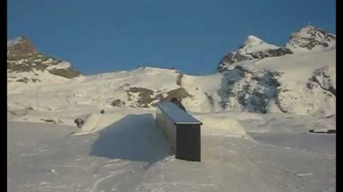 Snowboarding fiodena in cervinia 30/11/11.wmv