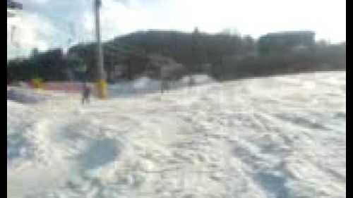 Incredibile caduta sulla neve (abetone)