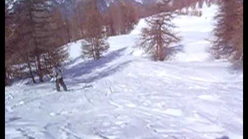 Fuori pista pt. 1 neve fresca sauze d'oulx (02/2009)