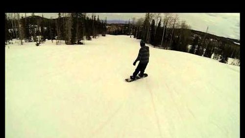 Gonzalo snowboarding