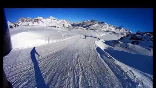Sunny skiing in valtournenche / cervinia / zermatt