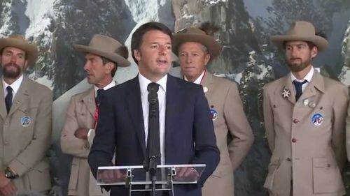 Renzi inaugura funivia skyway monte bianco a courmayeur