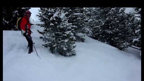 Freeride skiing @ monte pana, selva di val gardena: polvere bianca da sballo