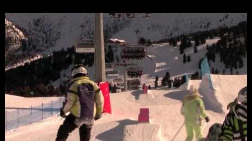 Snowboarding in val gardena