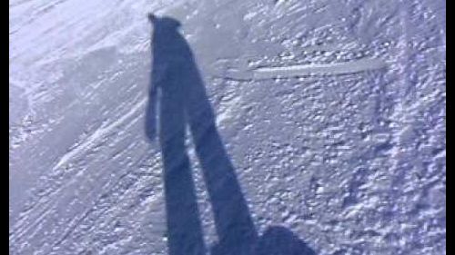Discesa in snowboard con salto....valleverde roccaraso