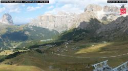 Webcam Belvedere Sass Pordoi from Sas Bece Mountain Hut 2377 m
