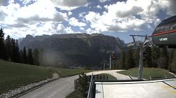 Webcam Santa Croce chairlifts and panorama of the Gherdenacia