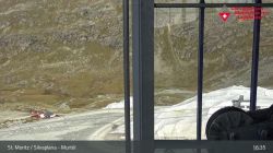 Webcam Corvatsch intermediate station 2702 m.