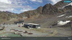 Curon Venosta › Southeast: Falginjochbahn Valley Station - Walkable Crevasse - Kaunertal Snowpark