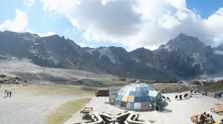 Madriccio Refuge 2820 m.