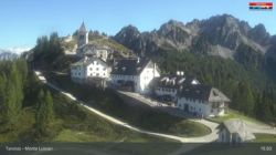 Tarvisio › Southeast: Monte Lussari - Sanctuary of Monte Lussari - Refuge at the Sanctuary - Borgo Lussari - Cima del Cacciatore