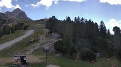 Webcam Tondi Ski Run toward Faloria Mountain Hut