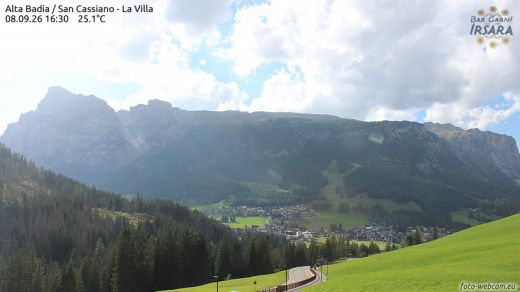 Corvara View of the village of La Villa and the Gardenaccia plateau
