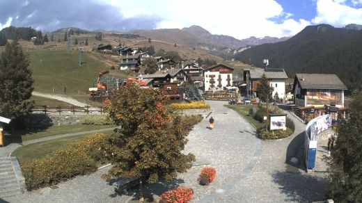 La Magdeleine Chamois Square