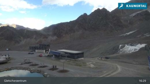 Val Senales Glacier Centre 2750 m.