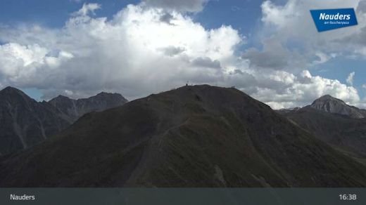 Samnaun Tscheyeck top station 2635 m.