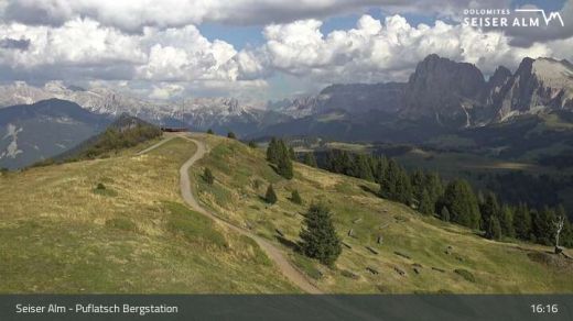 Alpe di Siusi Puflatsch Summit Station 2100 m.