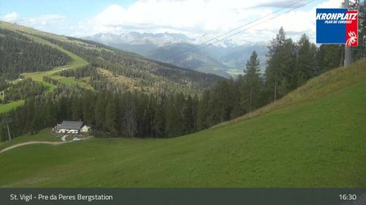 Brunico Pre da Peres Summit Station 2000 m.