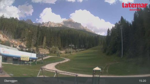 Obereggen Oberholz chairlift 1550 m.