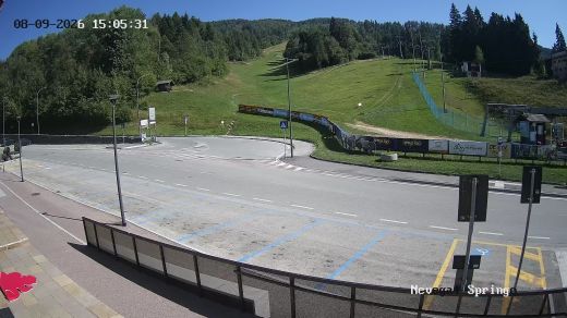 Nevegal Towards the Square and the arrival of the Coca slope