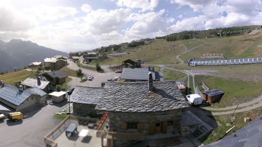 La Thuile Chalets Les Clarines Montana