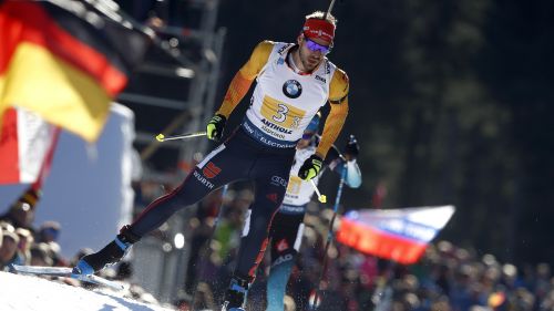 Biathlon: the German Peiffer wins the first Mass Start of the season, Hofer fourteenth