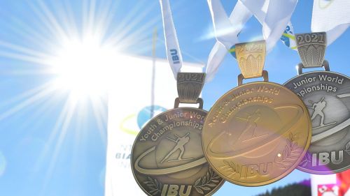 Martina Trabucchi - Zingerle, Silver and Bronze in the Youth Pursuit. The unstoppable Repinc wins
