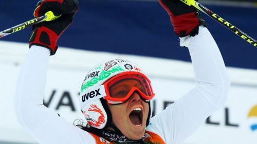 Federica Brignone on the podium in Are. Lindsey Vonn wins World Cup