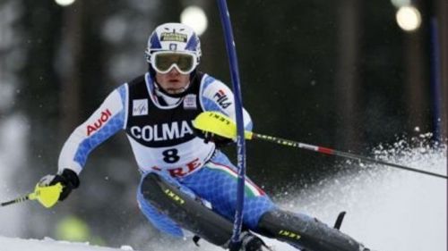 Giuliano Razzoli sul podio a Kitzbuhel. Vince Jean-Baptiste Grange