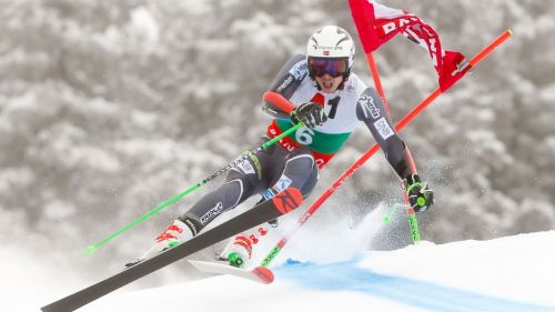 Henrik Kristoffersen commands the first run of the giant of Kranjska Gora