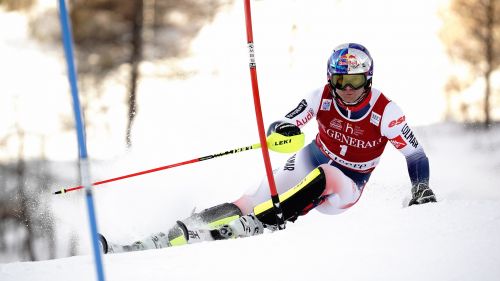 Slalom Val d''Is re: derail Noel and Kristoffersen, Pinturault takes advantage of it. 'Italy c' '