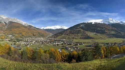 Vacanze sicure: ecco l&rsquo;autunno di Pirovano Stelvio tra Sci, Terme e colori autunnali