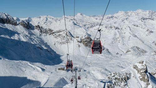 Le promozioni skipass per sciare nella rinomata ski area Pontedilegno-Tonmale