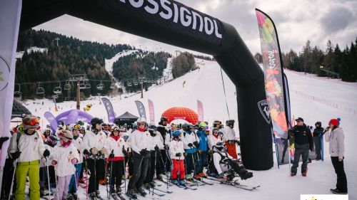 Folgaria: grande partecipazione alla Rossignol X-Color, l&rsquo;evento all&rsquo;insegna della solidariet&agrave; e dell&rsquo;inclusione
