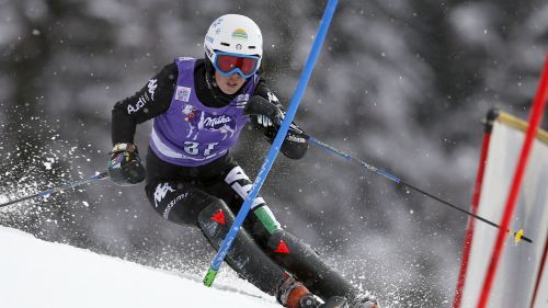 Michela Azzola does not give up: the best of the blue with the 6th place in the Diavolezza slalom