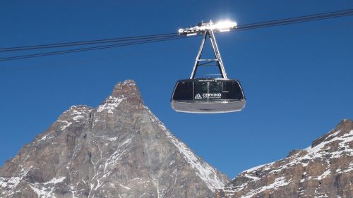 19 ottobre, al via la stagione invernale 2013-2014 a Cervinia