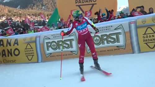 Julia scheib firma la quarta vittoria stagionale nel gigante di kronplatz, il video della sua seconda manche