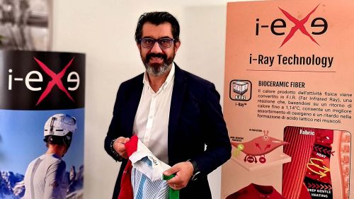 Il successo dell'abbigliamento i-eXe. Il fondatore Stefano Bussolotto, 'Tutto è partito da un'intuizione'