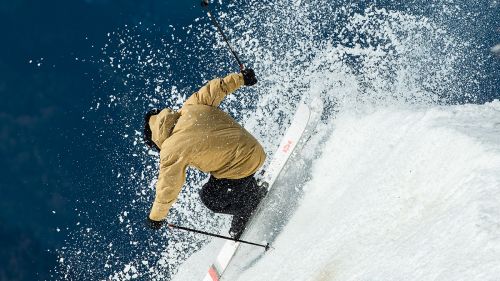 La collezione CANDIDE promette tecnicità e gusto per i seguaci del freerider francese Candide Thovex