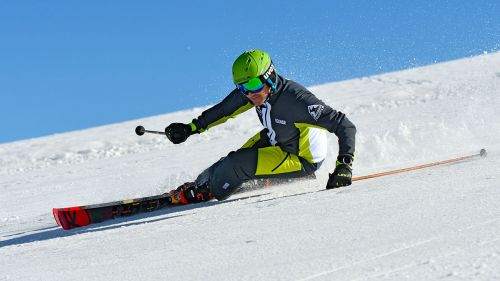 Rossignol Hero Master, the Multi-awarded Giant Race Carve in the NeveItalia Test
