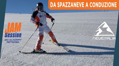 Alternanza di equilibrio e ritmo da spazzaneve a conduzione - INT14 - Corso di sci intermedio