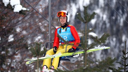 Katharina Althaus campionessa di Germania. Stagione a rischio per Svenja Würth