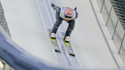 Andreas Kofler vince il duello con Gregor Schlierenzauer a Innsbruck