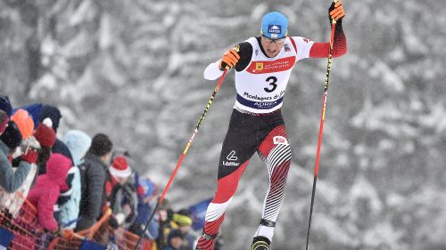 Bernhard Gruber vince la prima gundersen della Val di Fiemme. Armin Bauer 8°