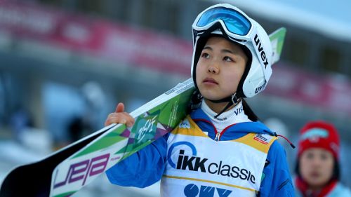 Sara Takanashi torna al successo nella gara-lotteria di Rasnov