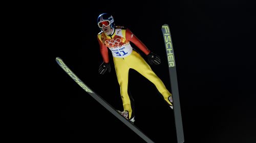 Richard Freitag domina il campionato nazionale tedesco su Normal Hill