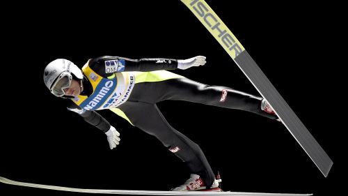 Daniela Iraschko-Stolz batte Sara Takanashi nella prima gara di Nizhny Tagil